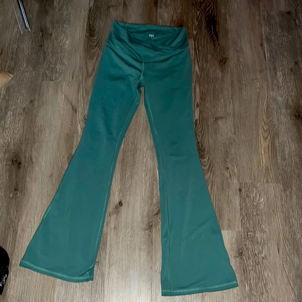Flare crisscross DSG leggings